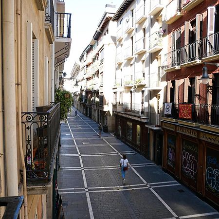 Espacioso Apartamento En El Centro De Pamplona Eksteriør bilde