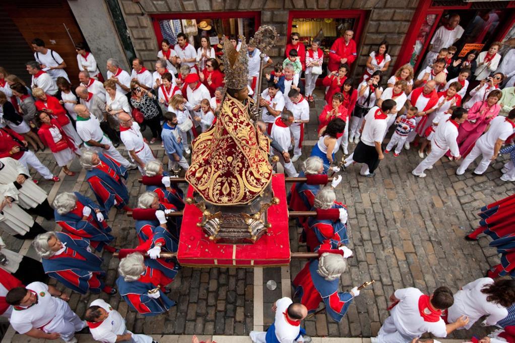 Espacioso Apartamento En El Centro De Pamplona Eksteriør bilde
